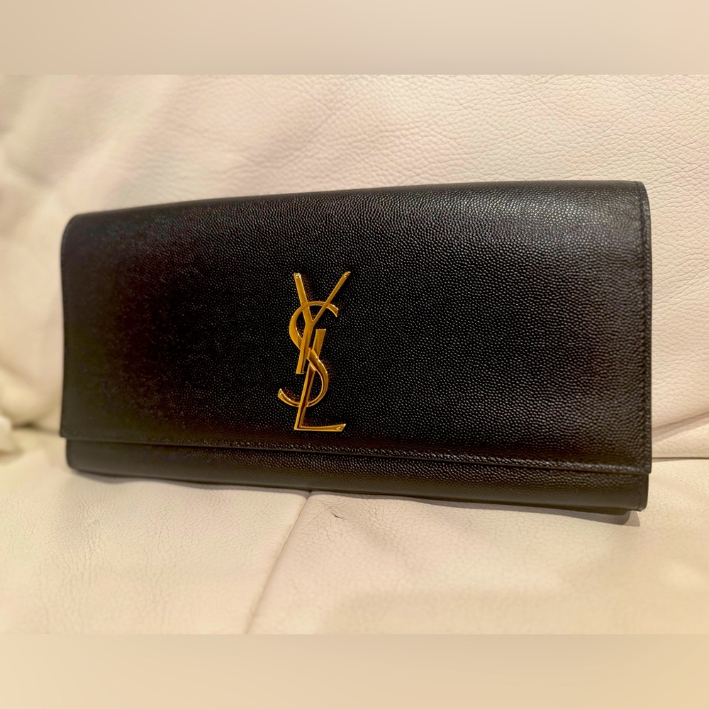 Yves Saint Laurent Clutch. Black. Used once